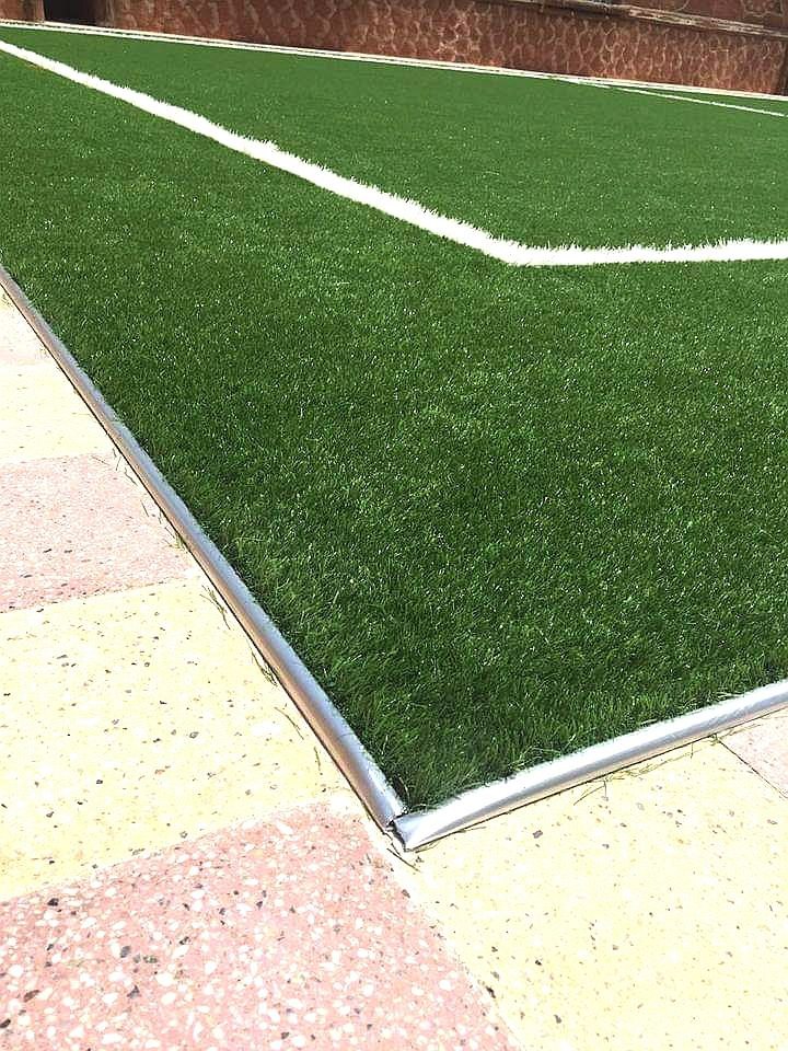 تصميم الحدائق بالعشب الصناعي