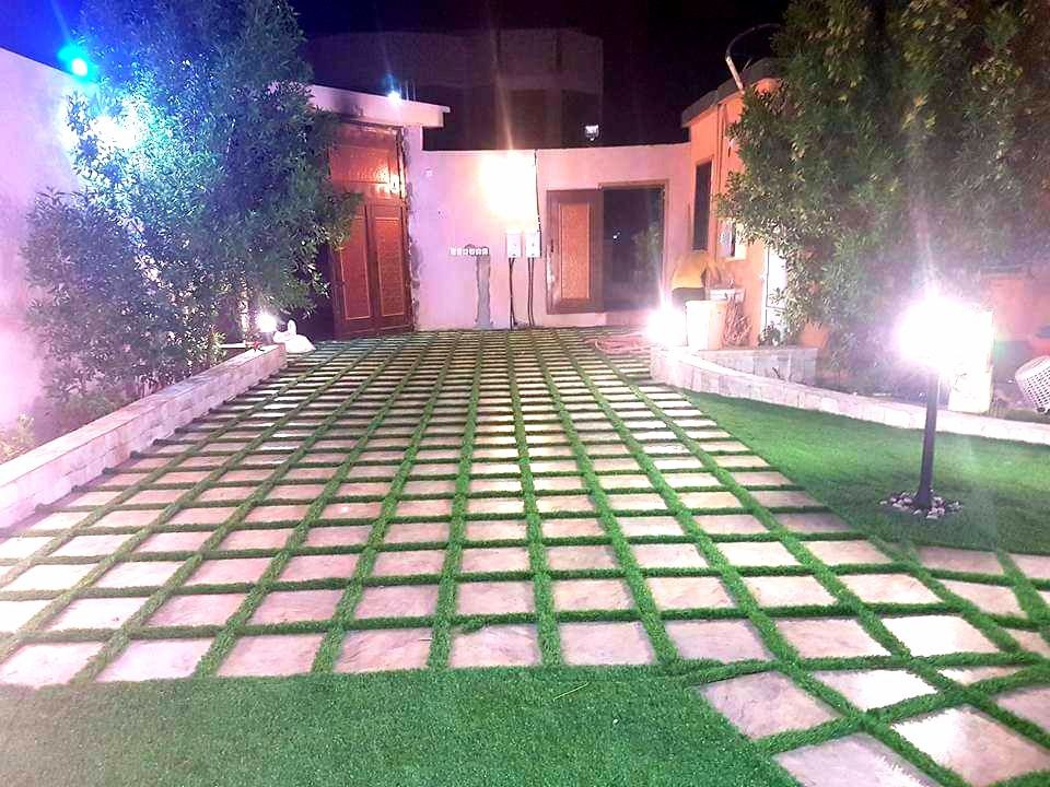 تصميم الحدائق بالعشب الصناعي