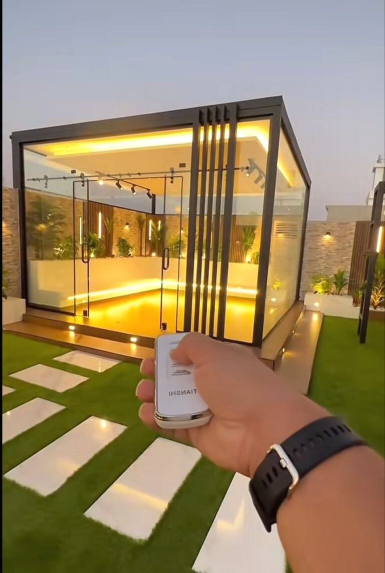 مجلس زجاجي